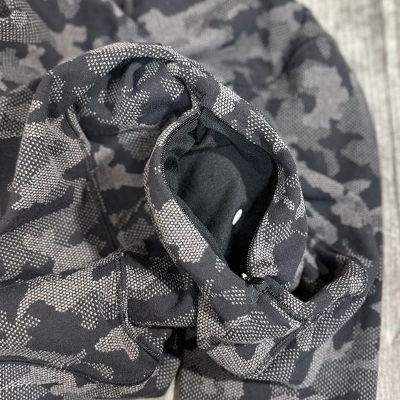 Lululemon Close to Crossing Long Sleeve Rulu [1641] - Picture 4 of 8